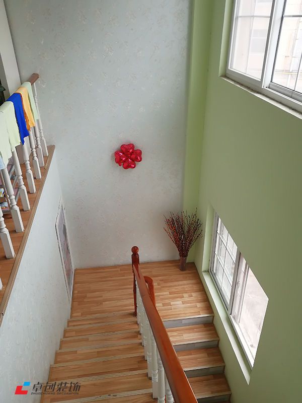 美容院裝修用什么顏色的墻紙好?