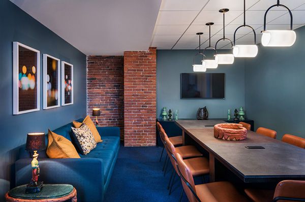 互聯(lián)網(wǎng)公司工業(yè)風辦公室裝修設(shè)計案例效果圖