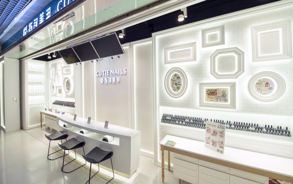 美甲店裝修要注意什么？30平方裝修大概要多少錢(qián)？