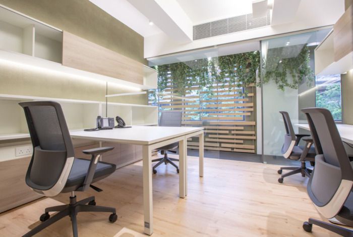 現(xiàn)代簡(jiǎn)約員工辦公室裝修 現(xiàn)代簡(jiǎn)約員工辦公室裝修