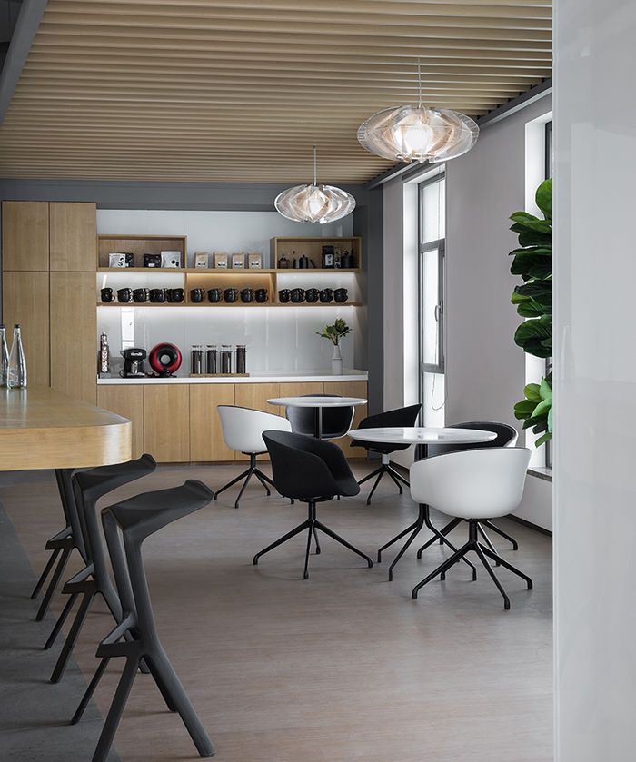 如何在合肥地區(qū)找到專業(yè)做辦公室裝修的公司？