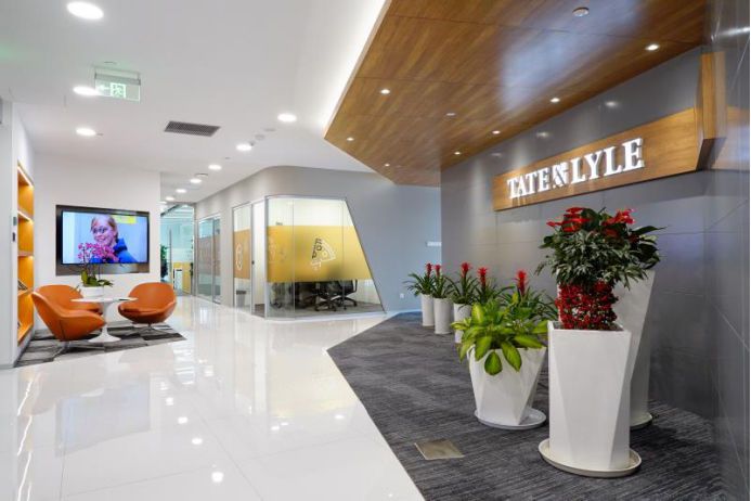 1400平面積辦公室裝修要保證空間的流暢性