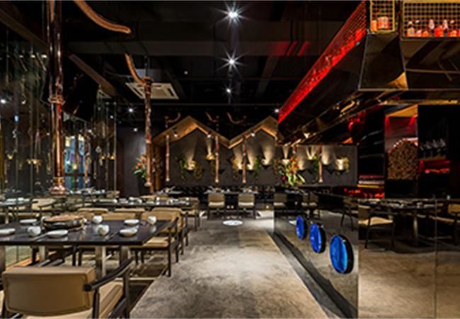 合肥餐飲店裝修如何做到實(shí)用與美觀兩面性