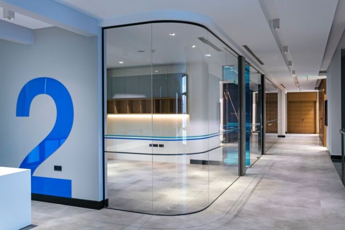 合肥辦公室裝修設(shè)計(jì)中燈光布局常見誤區(qū)