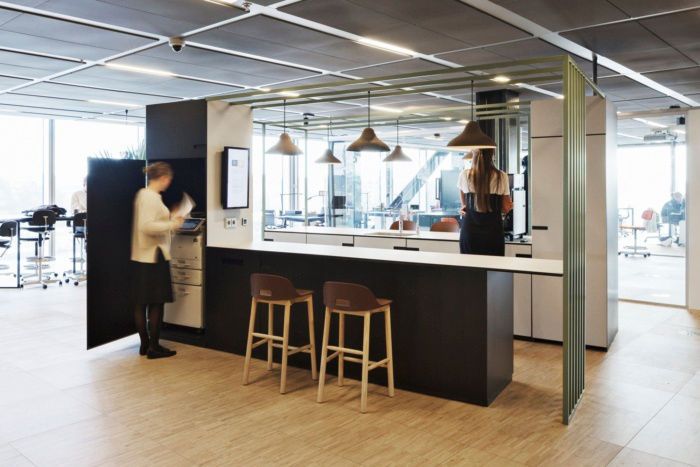 辦公室員工休息區(qū)域裝修設(shè)計(jì),員工餐飲茶水休閑區(qū)裝修