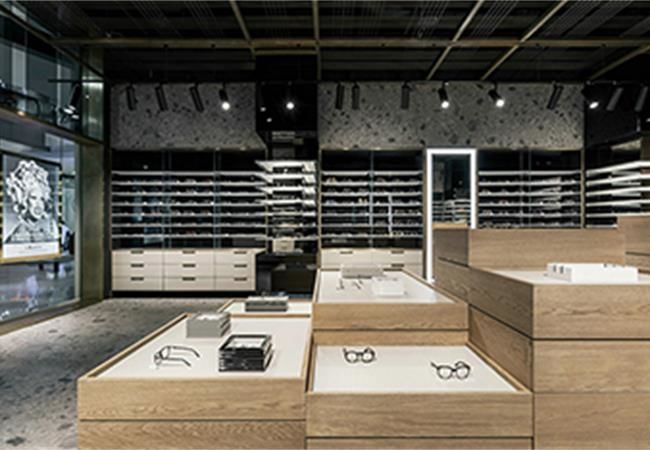 如何選擇眼鏡店裝修風(fēng)格?？先來看看合肥裝修公司推薦再說
