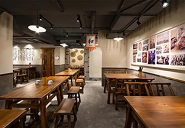 徽派面館裝修設(shè)計(jì)案例 營造出一種舒適不膩之感