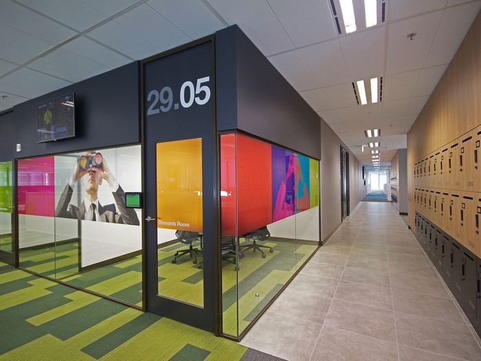 辦公室裝修設(shè)計費用報價高不高?