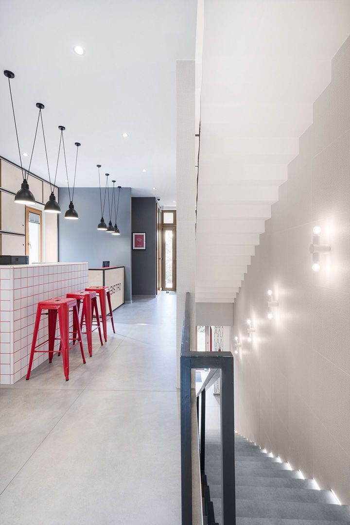 現(xiàn)代風(fēng)格400平米公司辦公室休閑區(qū)裝修圖片