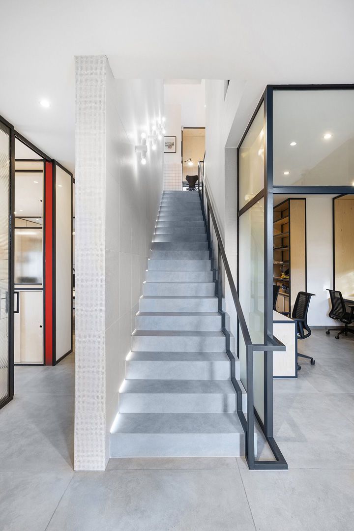 400平復(fù)式辦公樓裝修樓梯設(shè)計(jì)圖