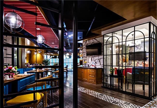 合肥餐飲店裝修設(shè)計(jì)如何通過風(fēng)格和定位展現(xiàn)個(gè)性品味？