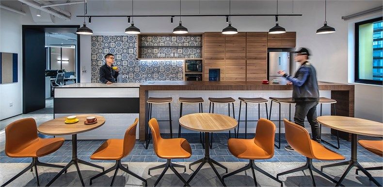 簡約工業(yè)風特色辦公室裝修改造設(shè)計