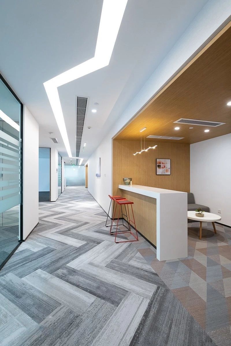 網(wǎng)絡(luò)、互聯(lián)網(wǎng)公司辦公室裝修設(shè)計(jì)案例效果圖 網(wǎng)絡(luò)、互聯(lián)網(wǎng)公司辦公室裝修設(shè)計(jì)案例效果圖