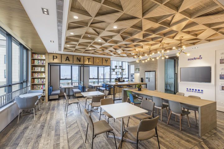 1000平方工業(yè)風辦公室裝修設計案例