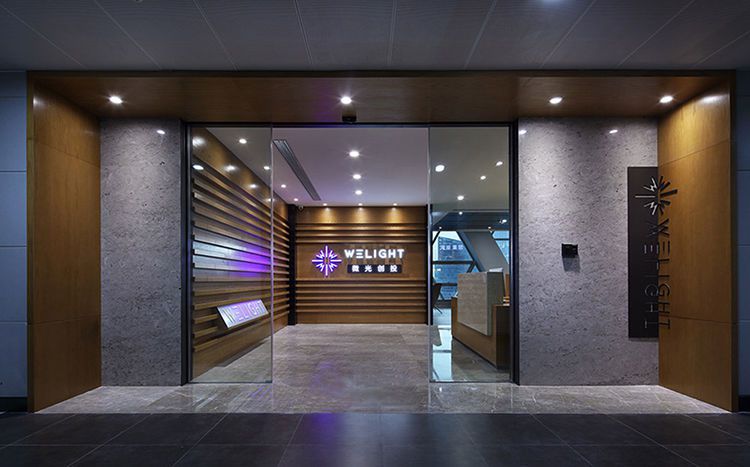 好評(píng)如潮的300平米辦公室裝修圖