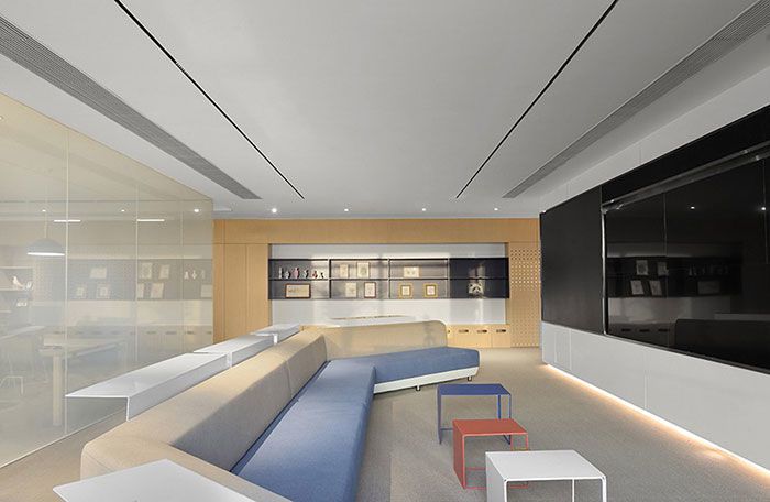 合肥廠房裝修報(bào)價(jià)在選擇裝修公司時(shí)有哪些依據(jù)參考