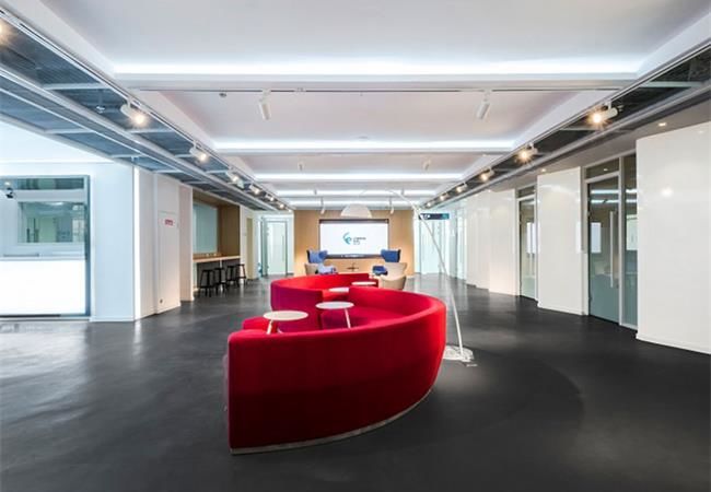 合肥培訓(xùn)學(xué)校裝修，教室光線不好該怎么做？