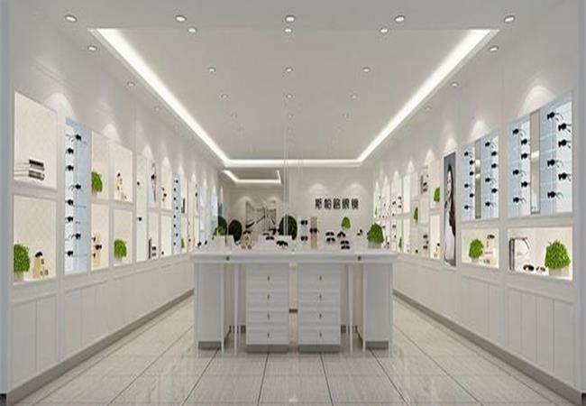 具有構(gòu)思精巧的合肥眼鏡店裝修四個(gè)問題