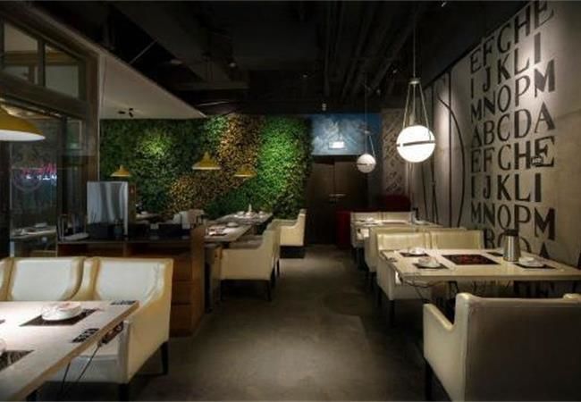 這樣設(shè)計(jì)合肥餐飲店店門裝修，更加簡單