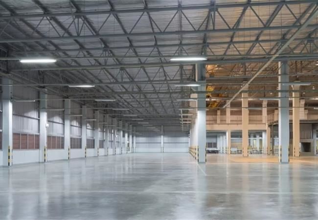 結(jié)合實用與美觀打造的現(xiàn)代化合肥廠房裝修