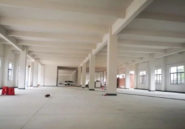 設(shè)計合肥廠房裝修時，需要注重簡潔和實用性