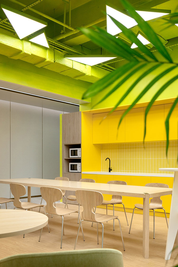 500平米寫字樓裝修設(shè)計(jì)未來適應(yīng)性與品牌特質(zhì)